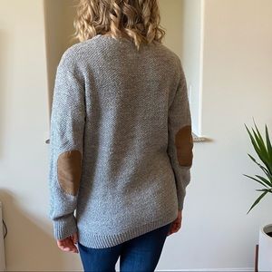 Forever 21 men’s sweater with elbow patch